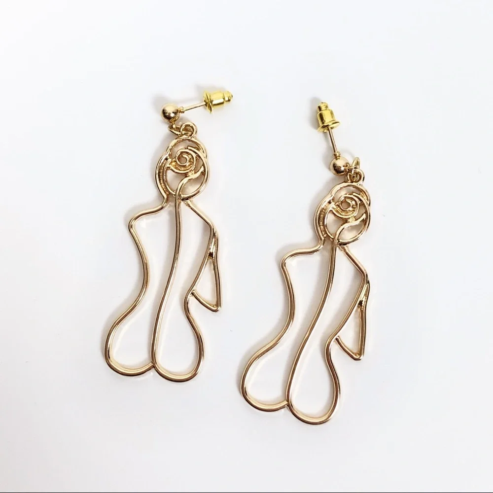 3/$15 New! Female Form Naked Lady Earrings Gold Tone - Picture 4 of 8
